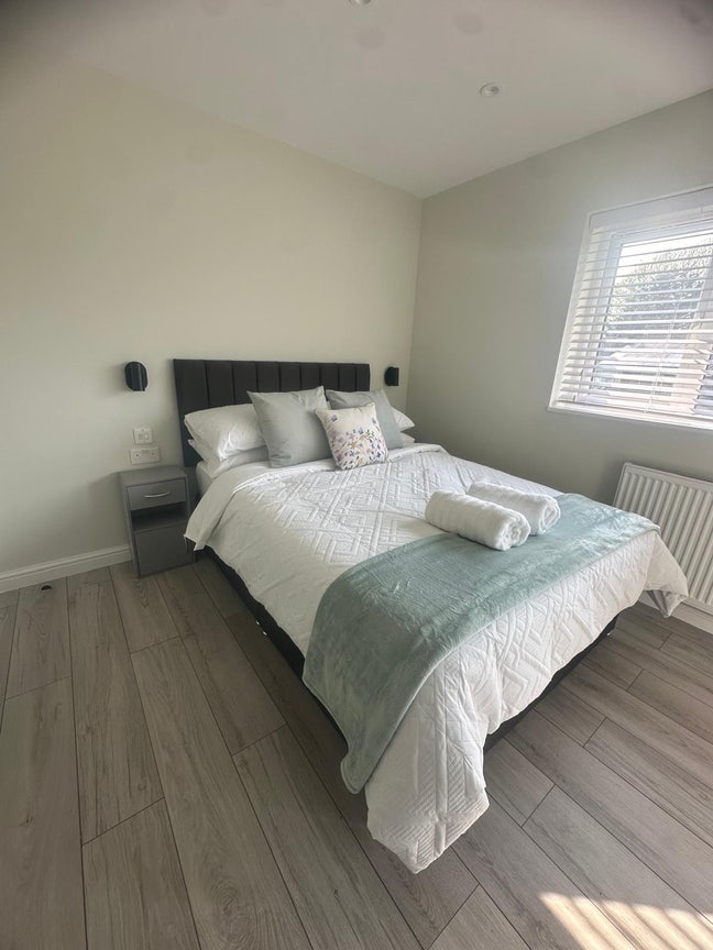 Luxury Double bedroom with En-suite Main Photo