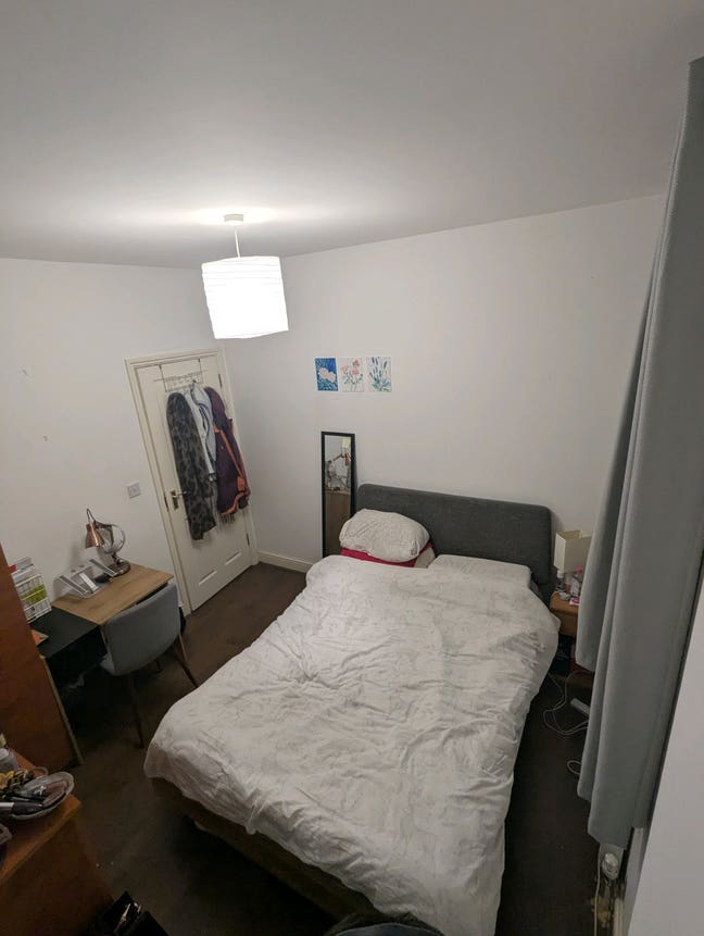 Furnished Double Bedroom, 8mins to Whitechapel Stn Main Photo