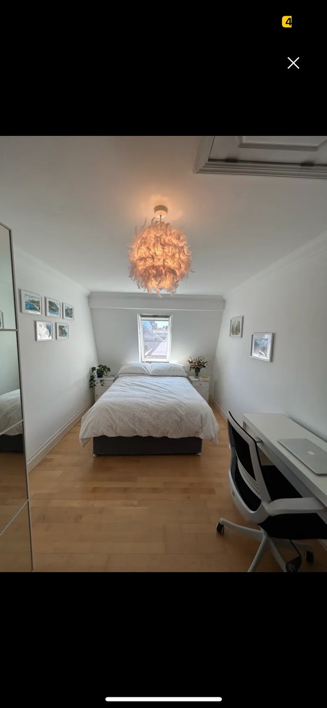 Couples room + ensuite in Stoke Newington  Main Photo