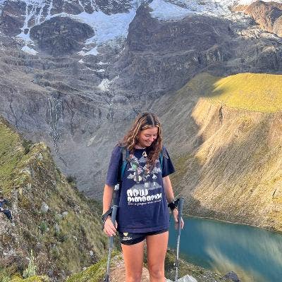 Looking for lovely house with young professionals Main Photo