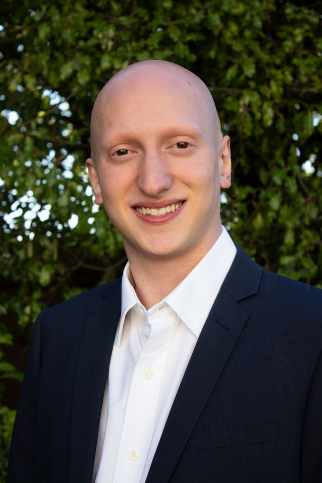 Professional 28M Main Photo