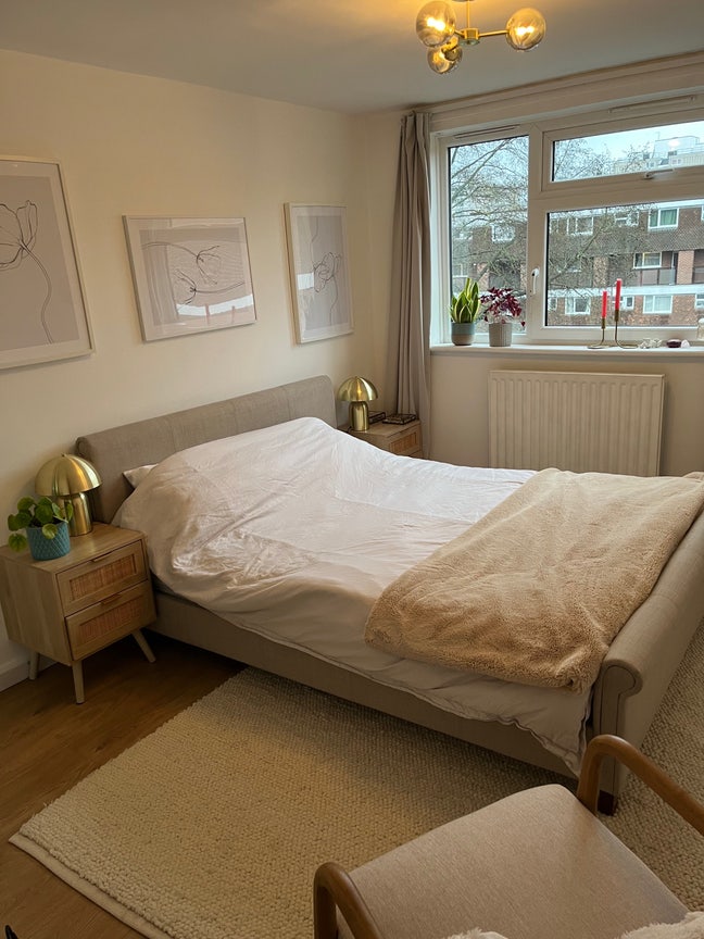 Cosy room next to Richmond park and the University Main Photo