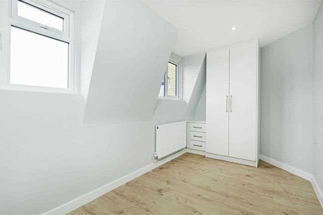 Bedroom For Rent in Tooting Main Photo