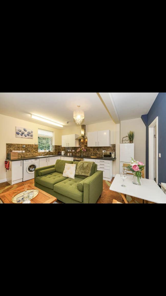 ✨1 bed apt||Eccles Town Centre||short/long stays ✨ Main Photo