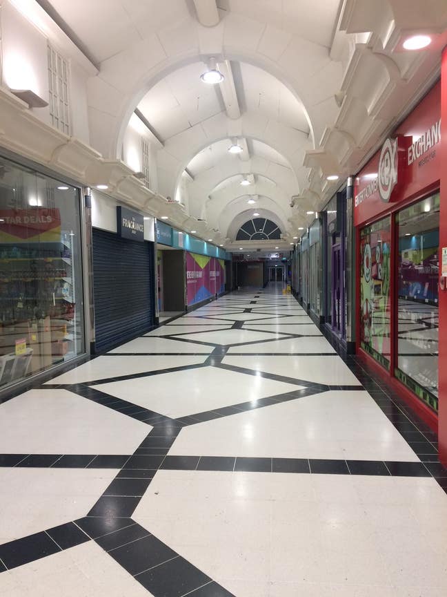 Spacious Studio-Sized Double Room in Uxbridge Main Photo