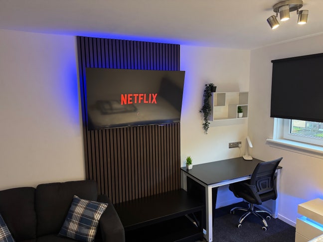 Must see fully refurbished flat city centre   Main Photo