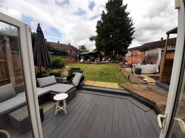 Double Room to Rent in Family with Large Garden Main Photo