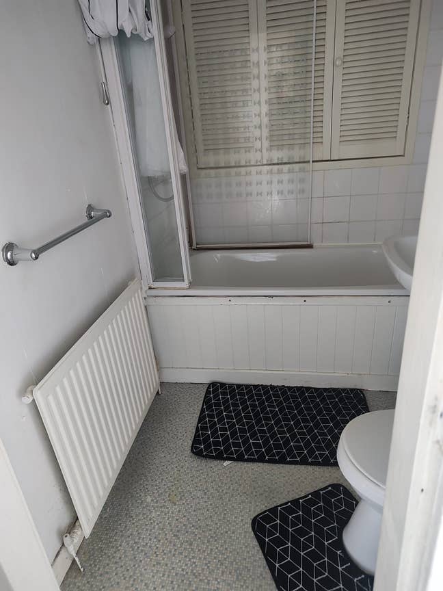 1 bhk flat available  Main Photo