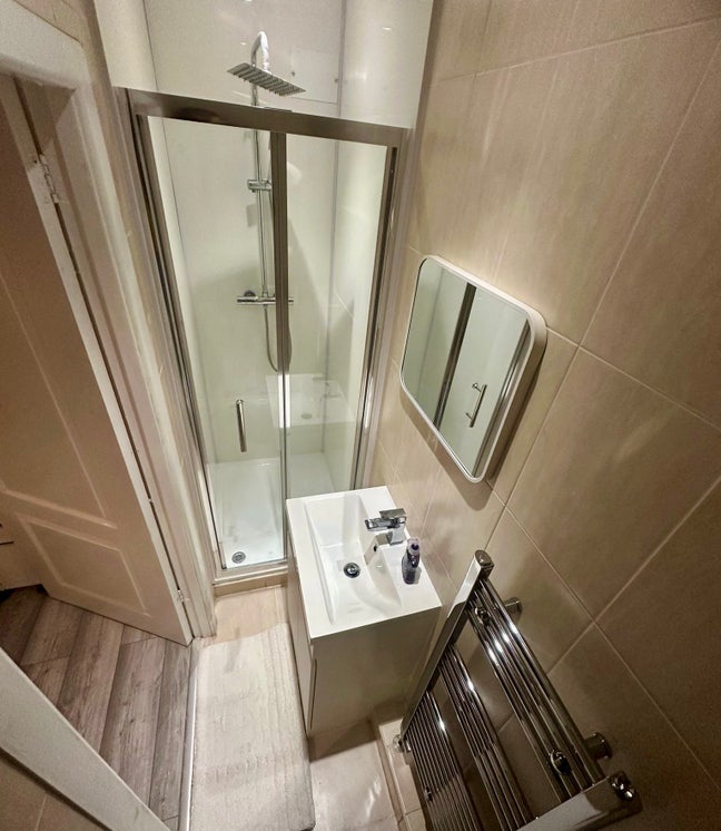 Lovely Ensuite room - 2 min Island Garden DLR E14 Main Photo