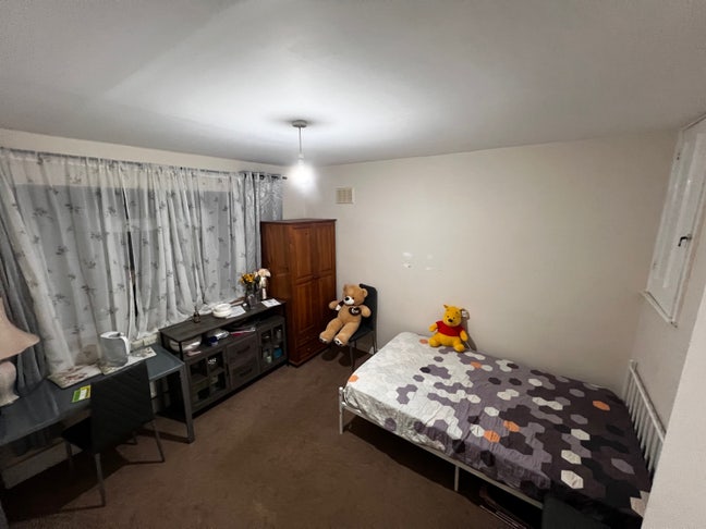 Room for rent in West Ealing.  Main Photo