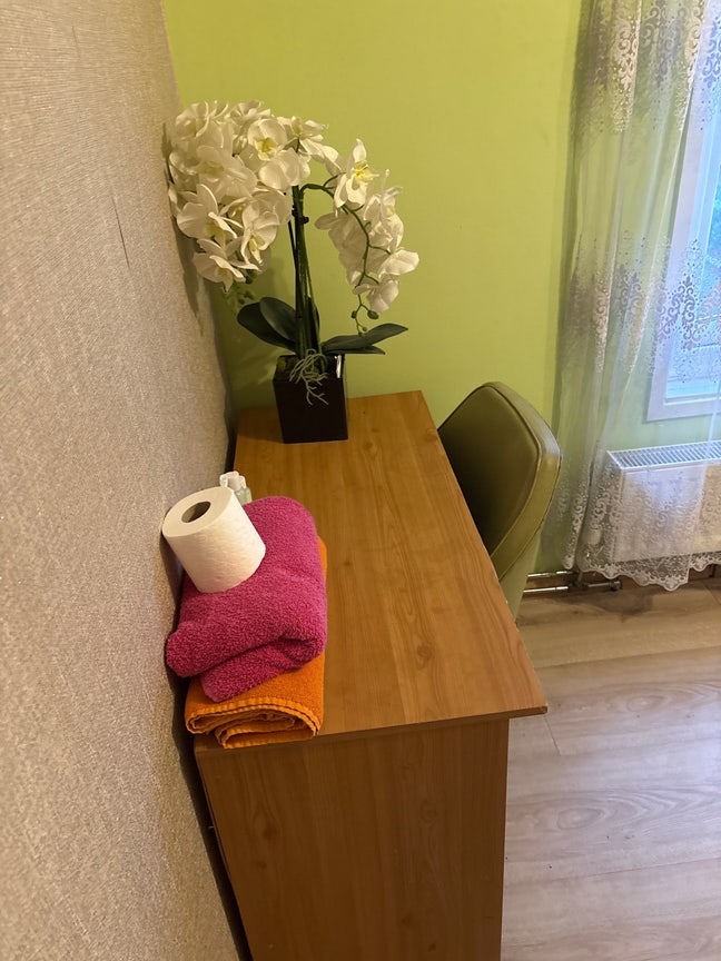 Room for rent  Main Photo