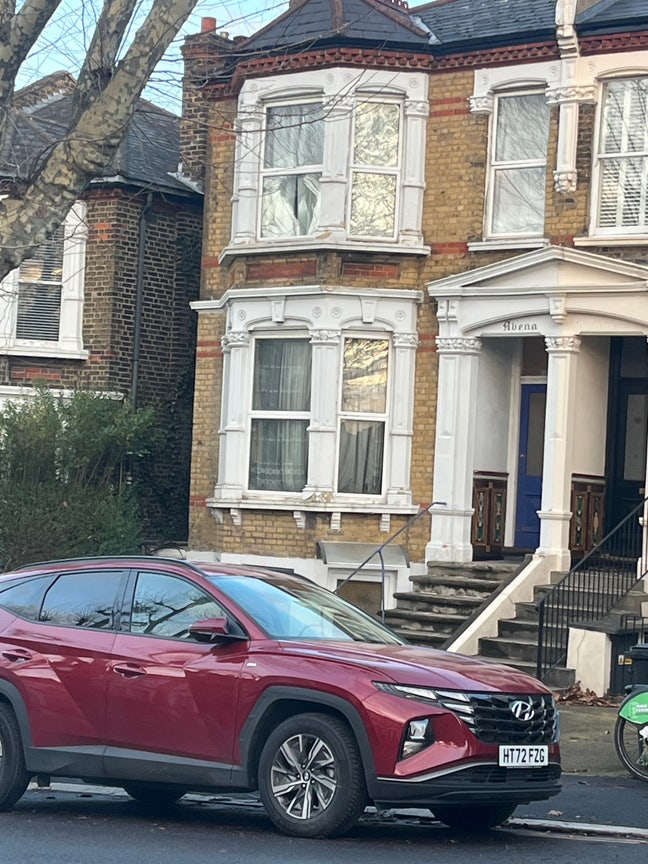 :::ZONE 2:::ROOM!!! Main Photo