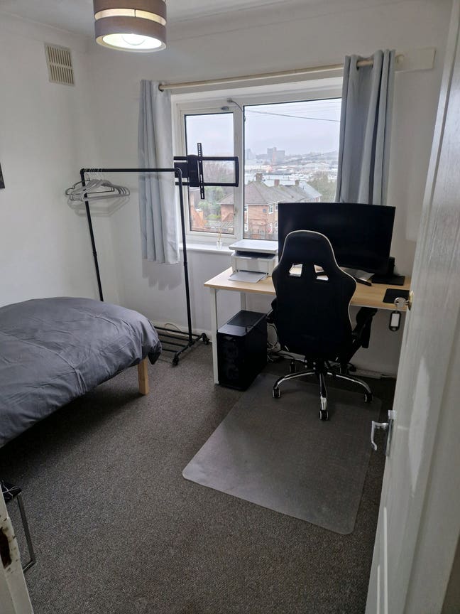 Lovely room with a great view! Main Photo