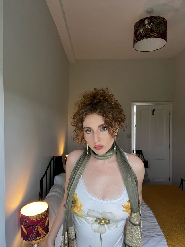 Hey! I am currently looking for somewhere to ... Main Photo