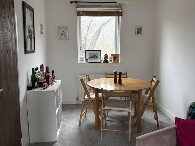 Double room available in a friendly flat! Main Photo