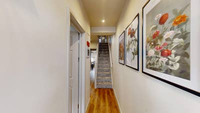 Refurbished with En-suites and Kitchenettes! Main Photo