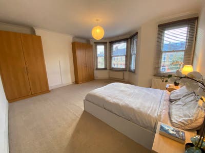 2 Rooms Available in West Ealing Home  Main Photo