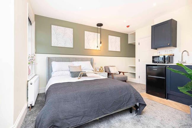 En-Suite Rooms Near Poole Hospital Main Photo