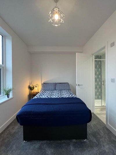 🚨 Only One En-Suite Room remaining 🚨 Main Photo