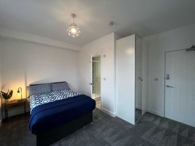 🚨 Only One En-Suite Room remaining 🚨 Main Photo