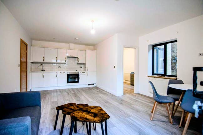 Amazing 1 bed flat at Stamford Hill, 7th February  Main Photo