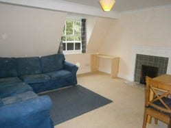 3 bed top floor flat in Clifton Village Main Photo