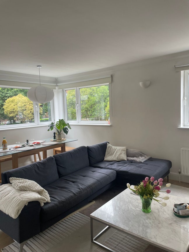 Sunny Room with Private Bathroom in Angel  Main Photo