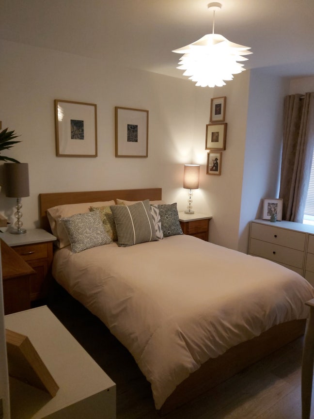Double room with en suite and private parking  Main Photo
