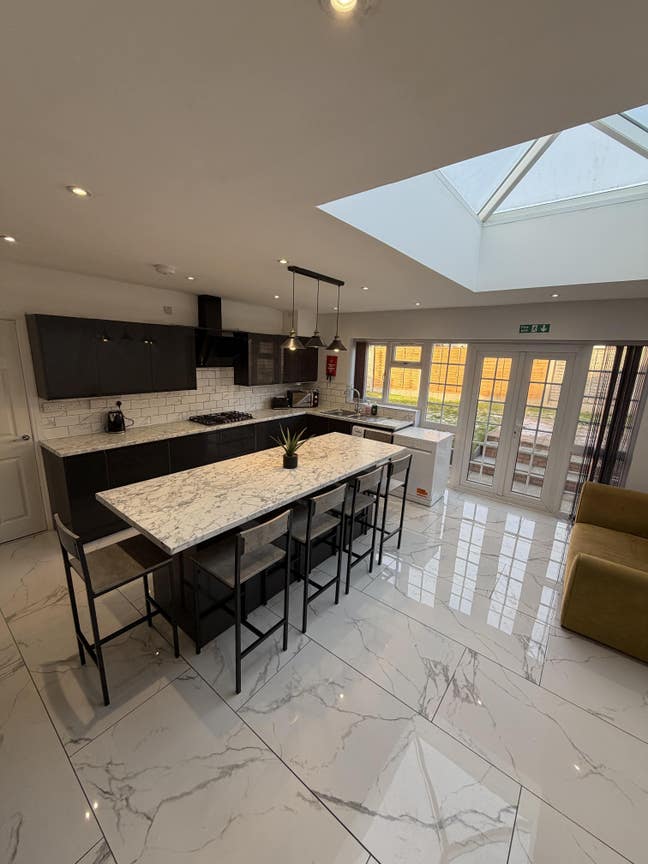 6 Bed HMO  Main Photo