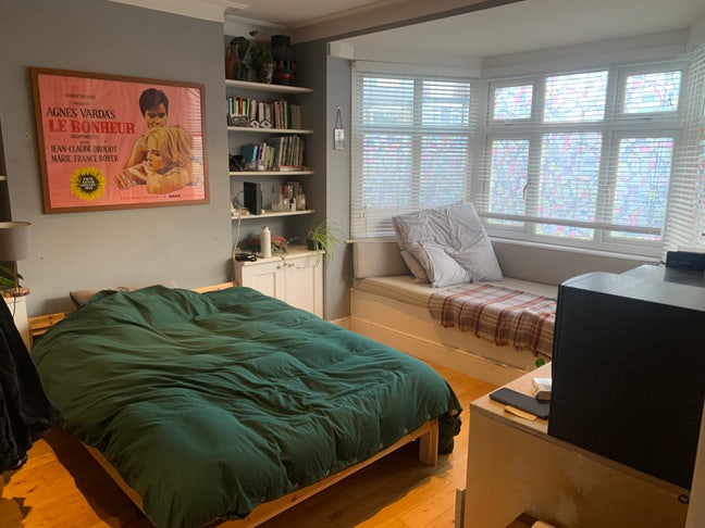 Light, spacious room in lovely, calm house Main Photo