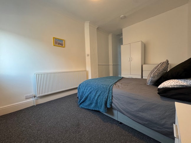 En-Suite Double Room, Sea Front Location Main Photo