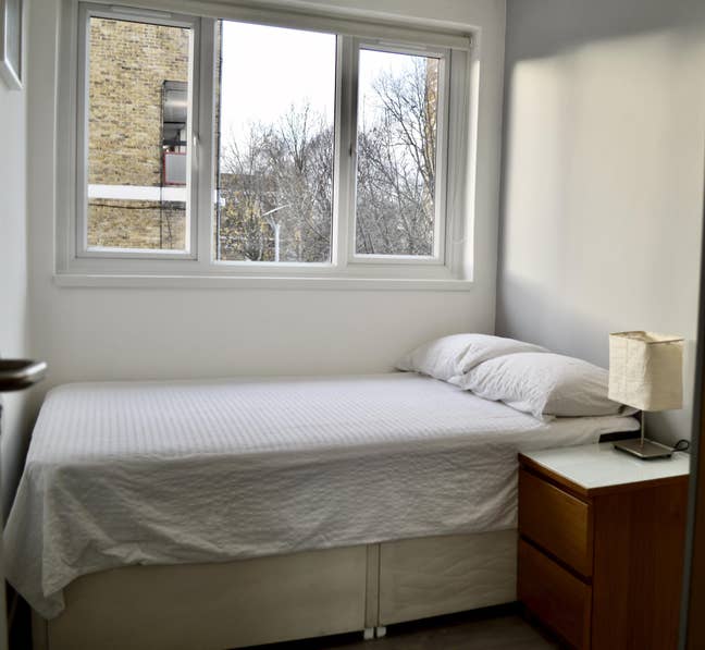 Double Room - Bow/Victoria Park Main Photo