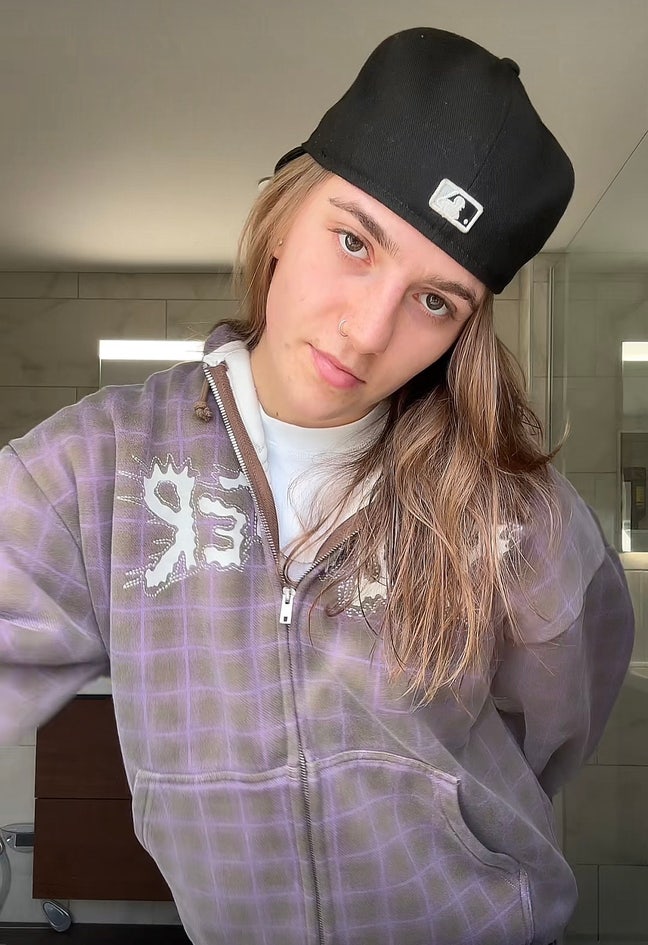 Looking for a flat or housemate/s Main Photo