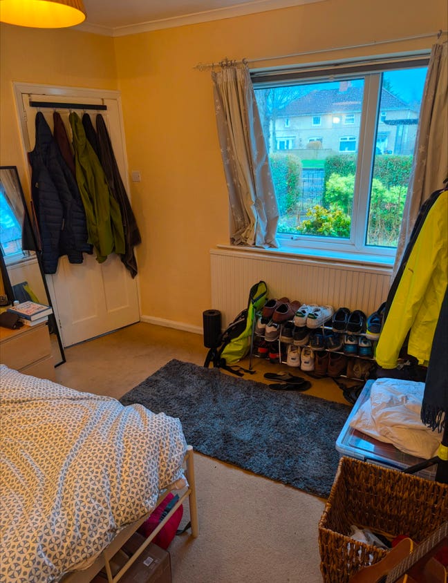 NEW - Large double room with big garden and dog Main Photo
