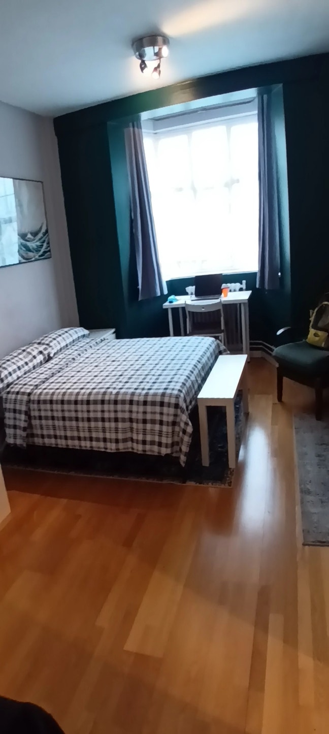 Studio flat with great location and price Main Photo