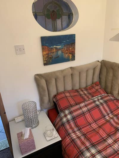 Small box room available to rent Warmley Main Photo