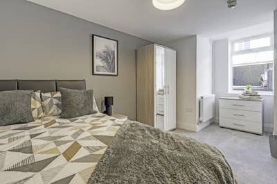 Ensuite Room to Let in Maidstone HMO Main Photo