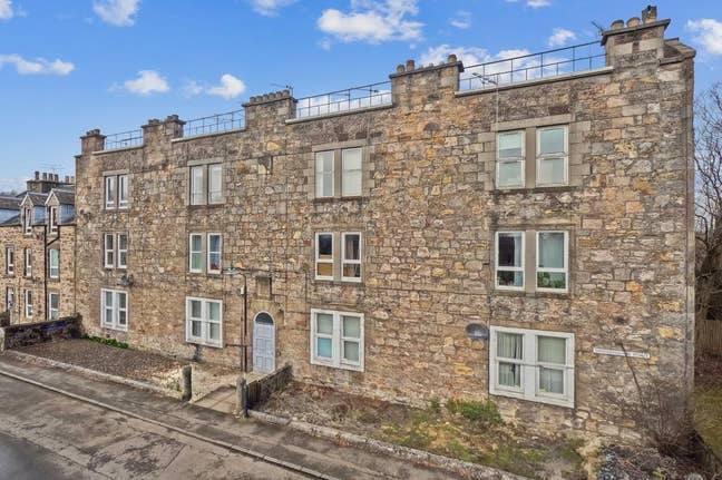 Double Bedroom in 2-Bed Flat - Great Links to Uni Main Photo