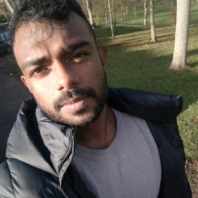 Looking for a sharing room  Main Photo