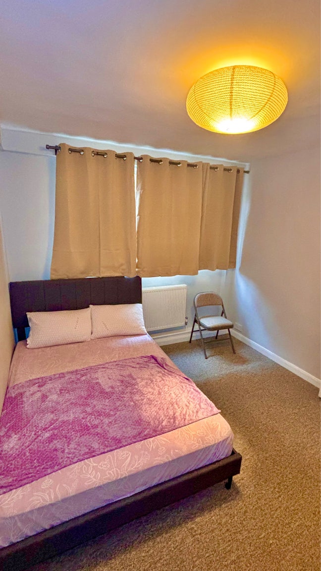 Double furnished bedroom to rent Main Photo