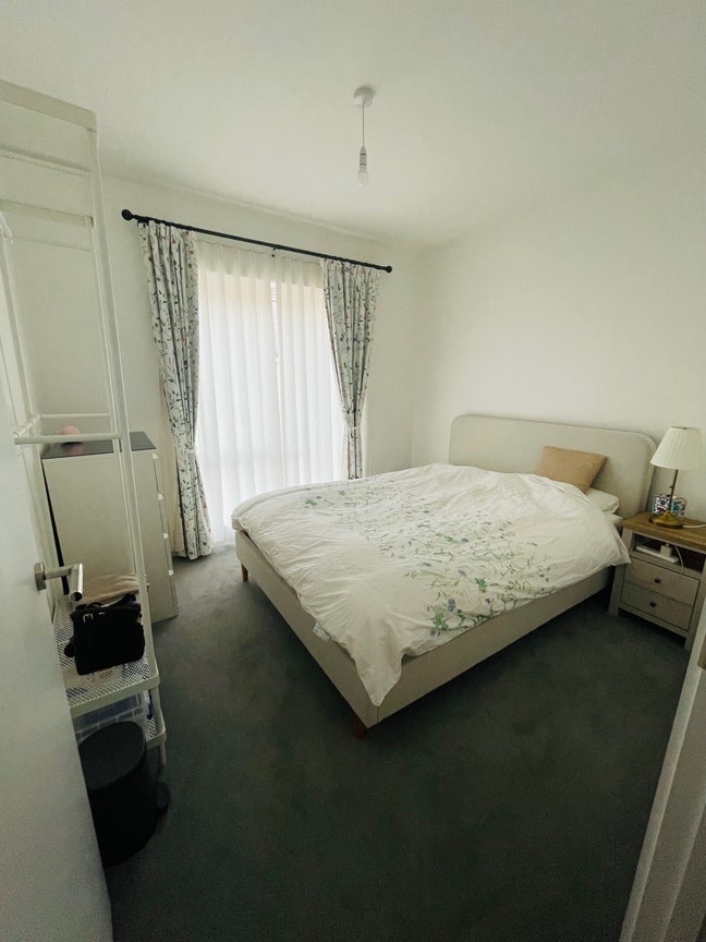 A brand new double room in CB5 Main Photo