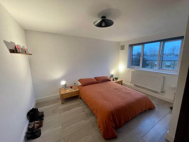 Bright, Spacious Double in Cosy Lower Clapton Flat Main Photo