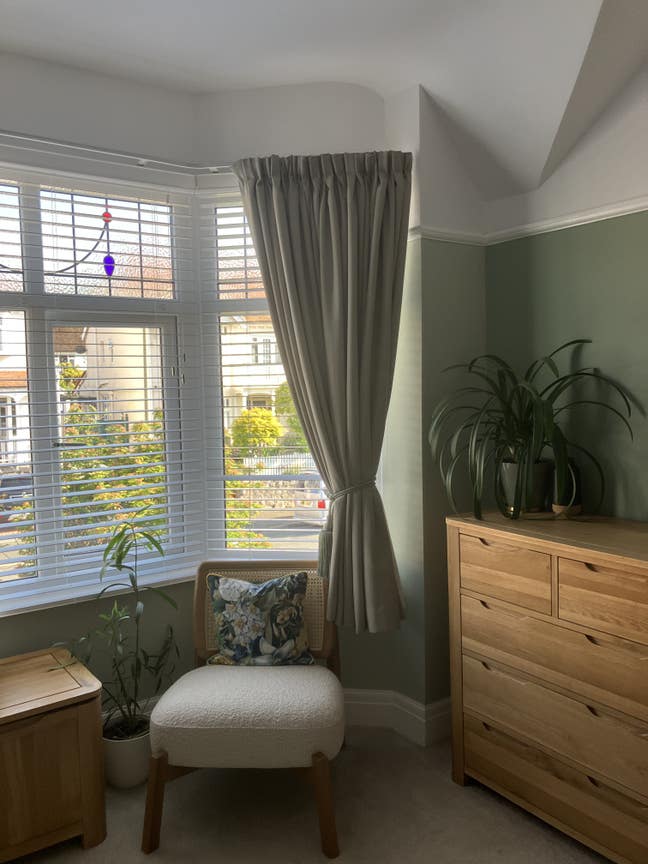 Monday to Friday room in a stylish home  Main Photo