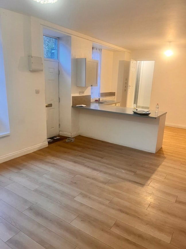 Ground Floor Studio Property Main Photo