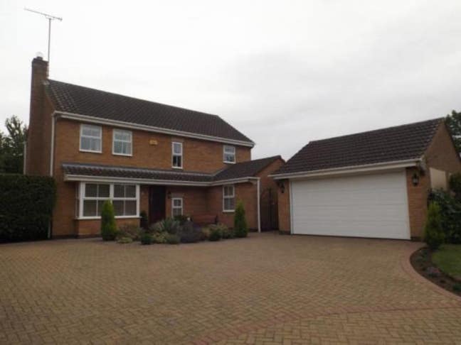 Very Nice House For Rent Main Photo