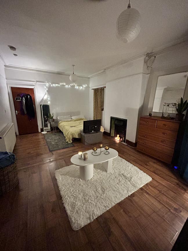 Double room available  Main Photo