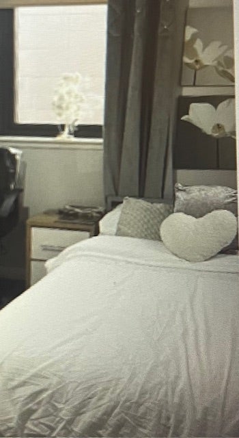 Room Available  Bills Included Main Photo