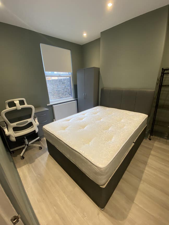 ✨🏠 Cozy Double Room with Garden – Queen’s Park Main Photo