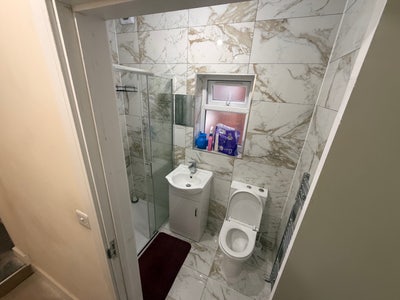 Double rooms available - Newly refurbished 🏠 Main Photo