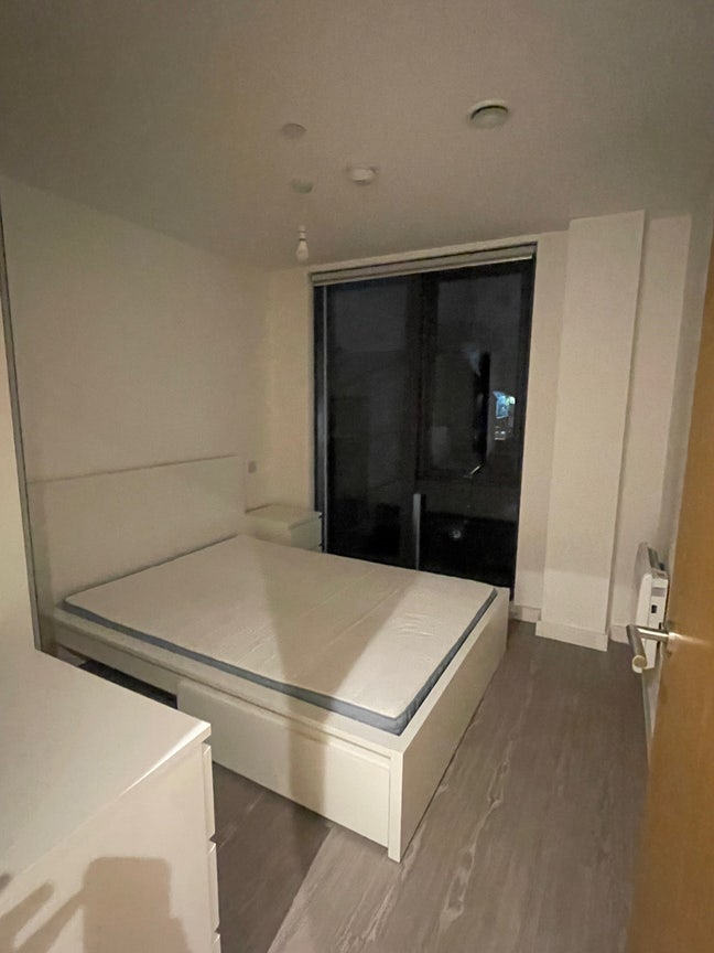 X1 landmark salford Main Photo